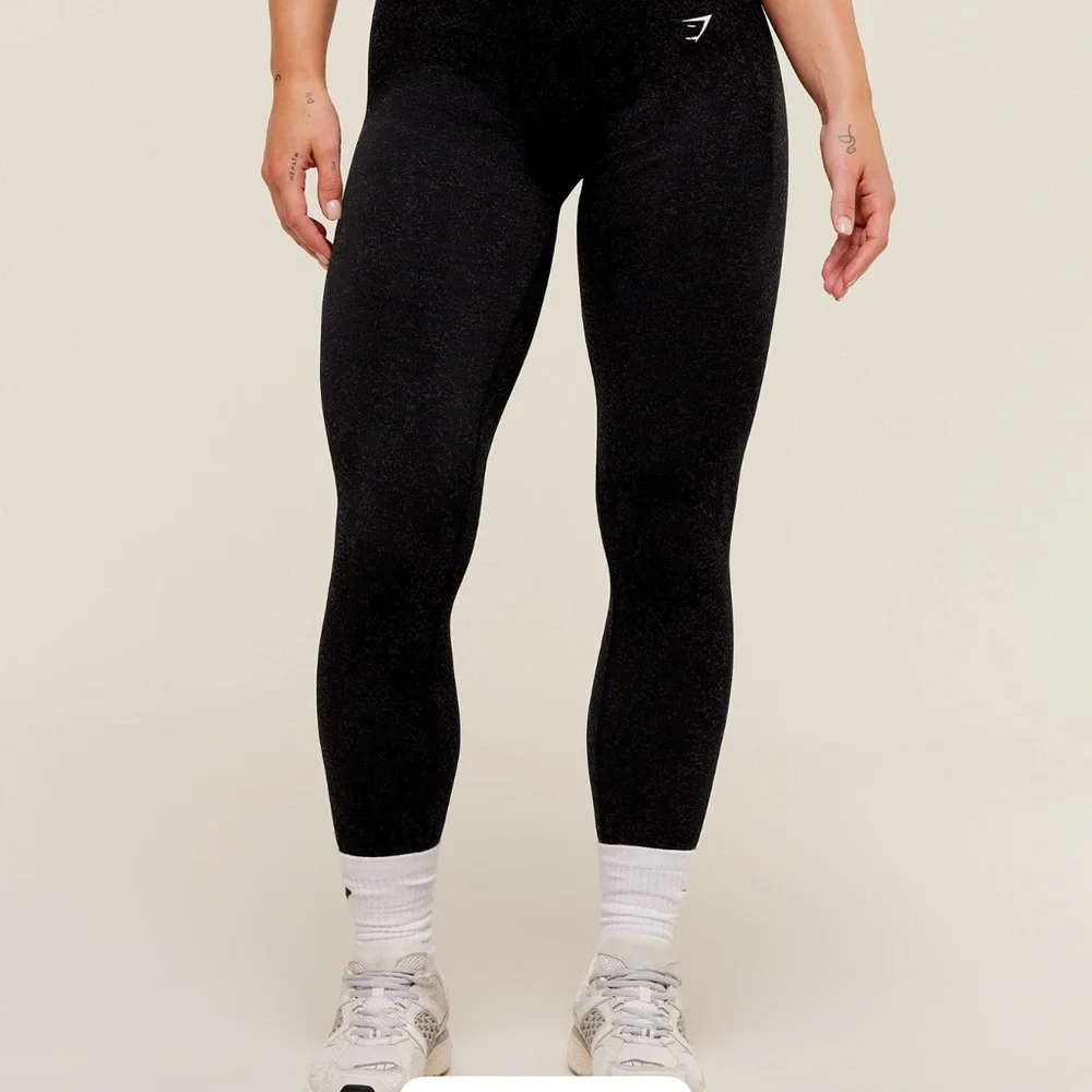 Women's Black Activewear Set - Picture 7 of 8